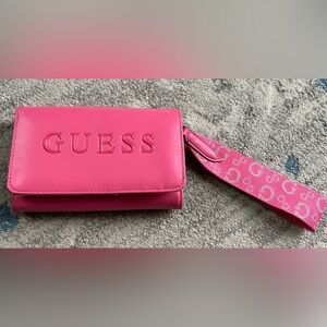 GUESS wristlet/wallet